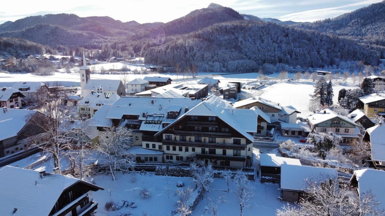 Hotel Jakob Fuschl am See Exterior photo
